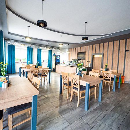 Апарт отель Restauracja Bialy Kruk Gorno  Экстерьер фото