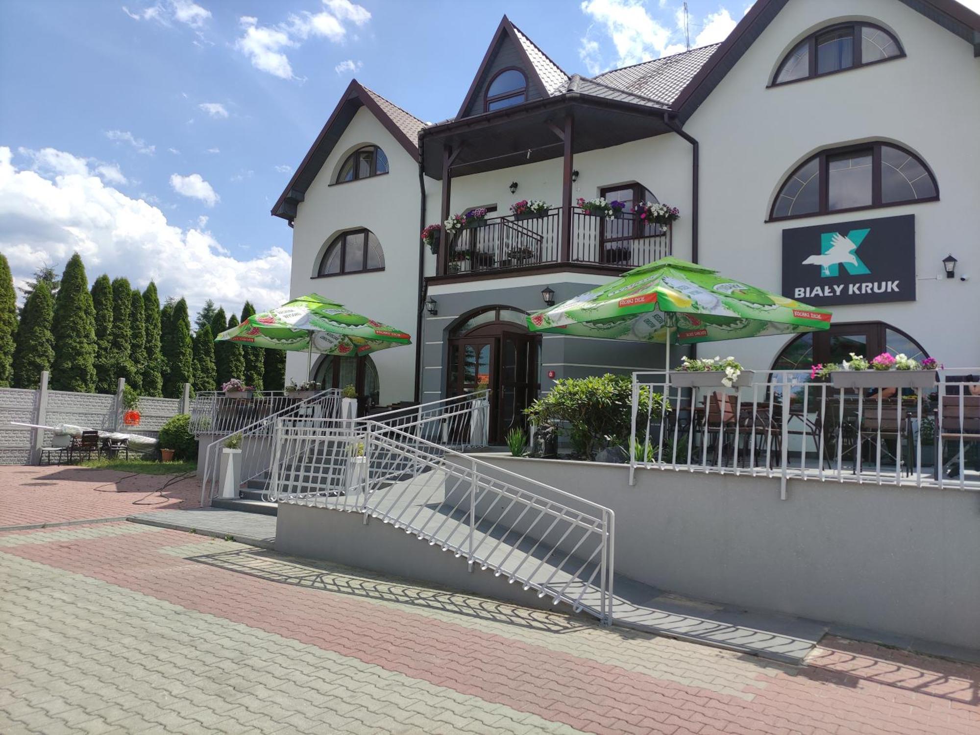 Апарт отель Restauracja Bialy Kruk Gorno  Экстерьер фото